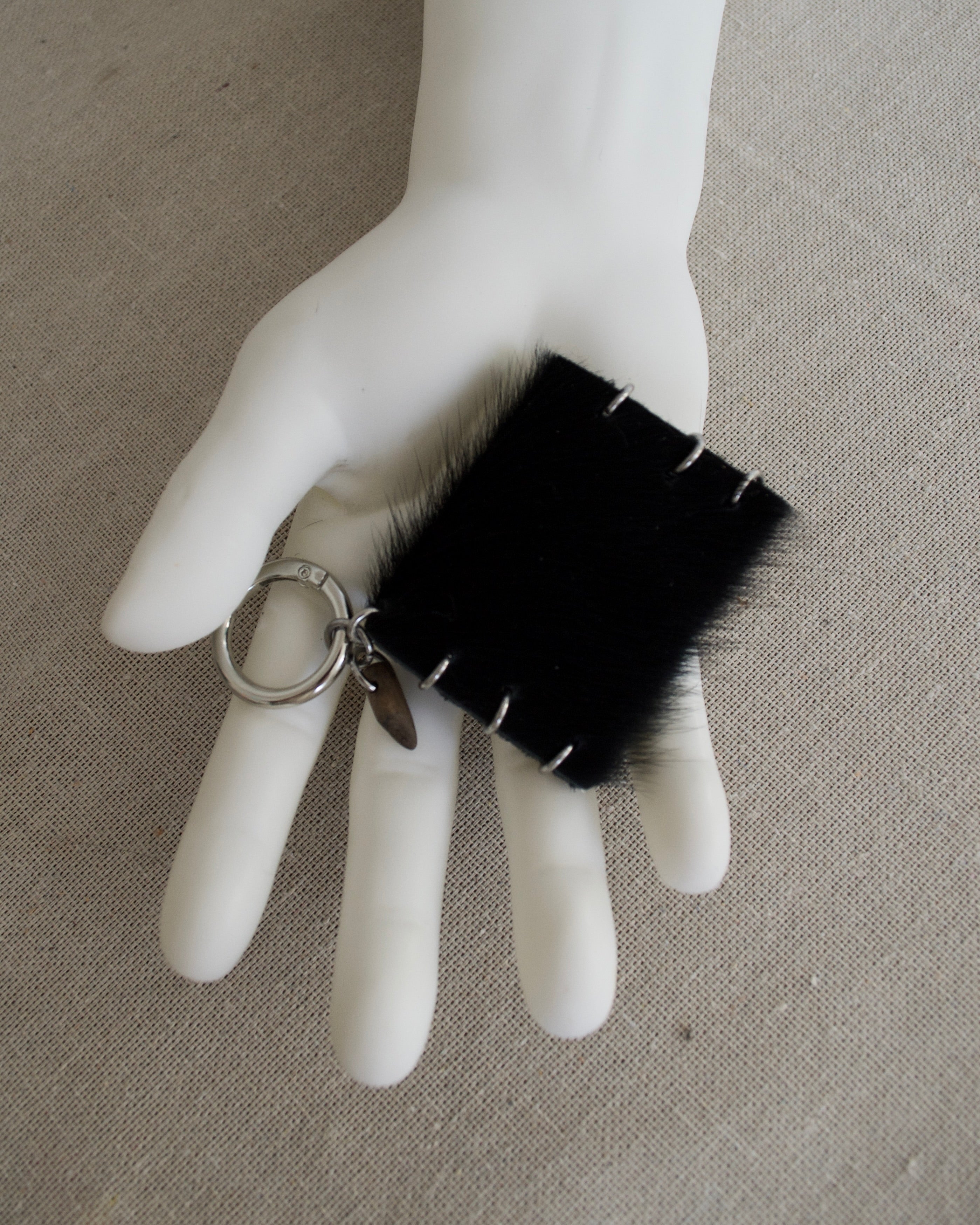 cowhide + driftwood bag bag charm !***